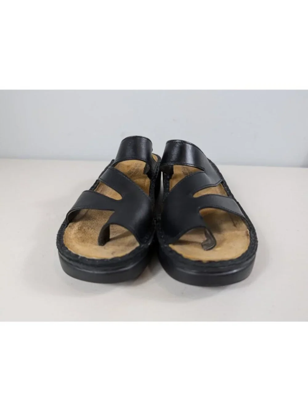 Naot Monterey sandals in black leather women's size 9